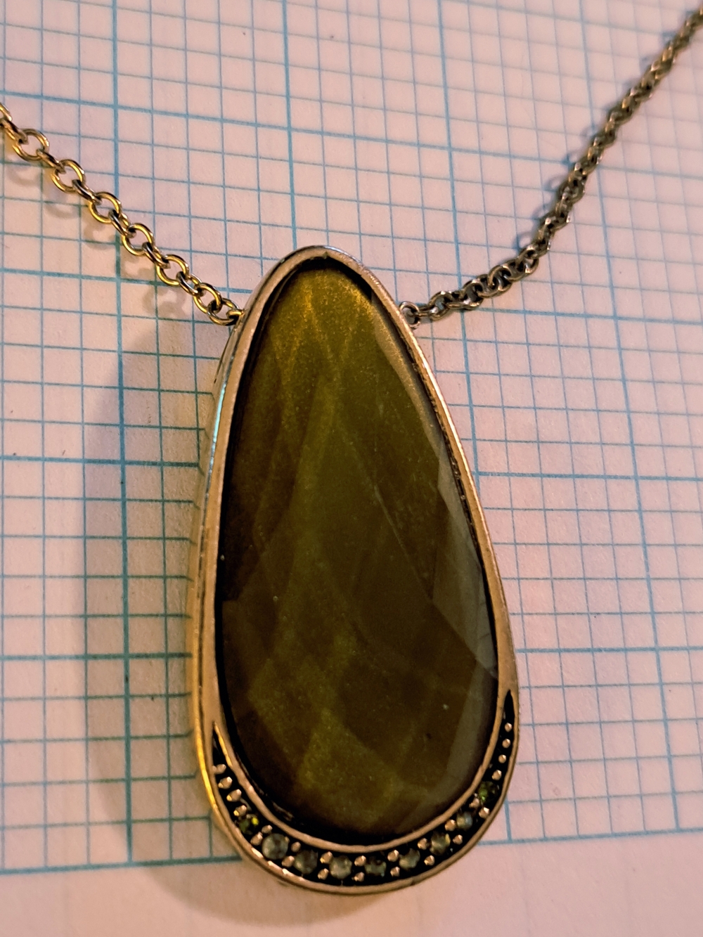 Liz Claiborne Gold-Tone Teardrop Olive Green Stone Pendant Necklace - Picture 6 of 7